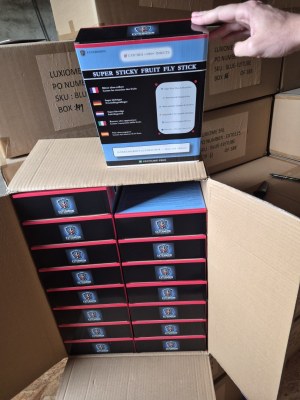 Déstockage 1 520 boîtes pièges anti-moucherons EXTERMION – stock neuf