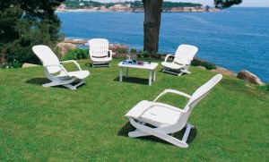 Fauteuil bas multi-positions Tangor en résine haute densité blanc