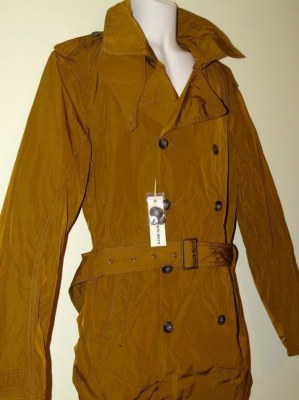 LOT DE VÊTEMENTS POUR HOMME DE LA MARQUE DIESEL