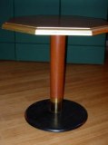 Table octogonale