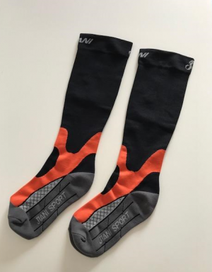 Chaussettes et manchons de compression en gros lot grossiste revendeur