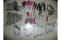 GROS LOT D OUTILS A MAIN