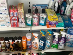 Gros destockage hygiène et entretien de marques