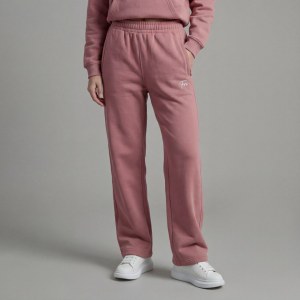 Stock ensembles jogging, pull et tee-shirt