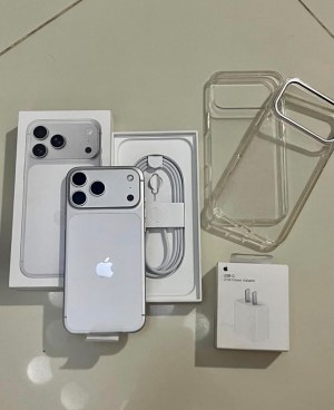 Apple iPhone 17 Pro Max 2 To d'origine, débloqué, avec tous les accessoires