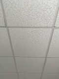 Dalles de faux plafond 60x60 cm et luminaires LED