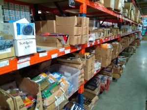 Bazar, jouets, articles de cuisine, de jardinage, de bricolage, ménager