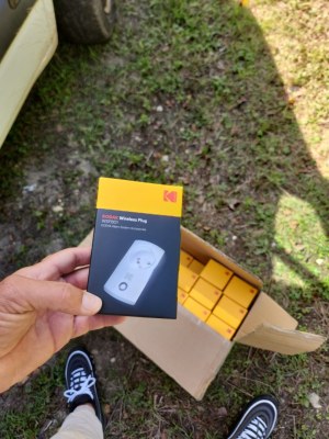 Lot de A peu Pres 3000 Prise connectées