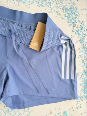020300 Short femme Adidas