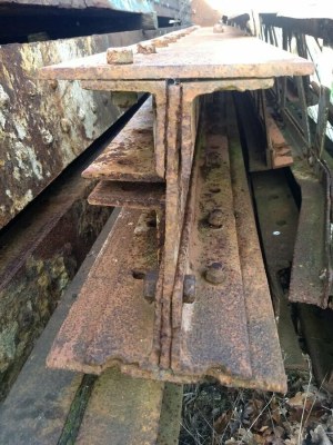 Profilés et poutres porteuses type Eiffel