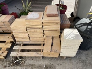 Parefeuilles et carreaux en terre cuite