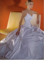 Robe de mariée à bretelles