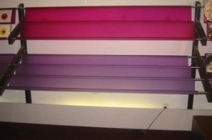 SUPERBE PRESENTOIR POLYVALENT DE 8 M POUR COMMERCE