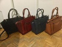 DÉSTOCKAGE SAC A MAIN TRES BELLE FINITION