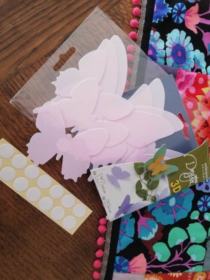 Lot pour revendeur de 450 Kits de 12 Stickers papillons 3D rose