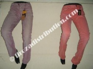 Petits lots de superbes jeans Meltin Pot