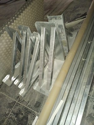 Passerelles en acier larmé