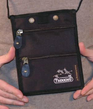 Pochette tour de cou bande velcro