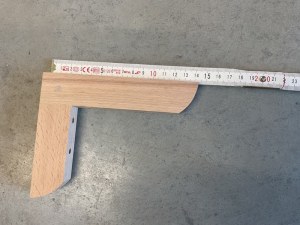 Supports d’étagères en bois