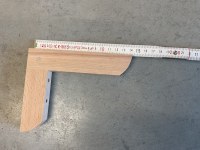 Supports d’étagères en bois