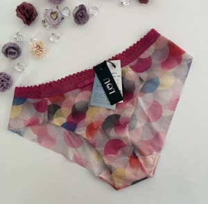 070102 Mix de lingerie femme LOU