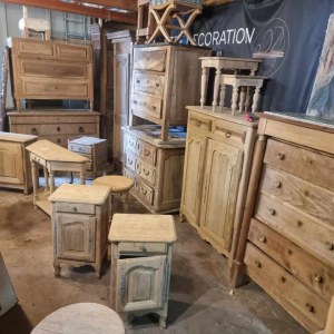 DESTOKAGE MEUBLES MASSIF