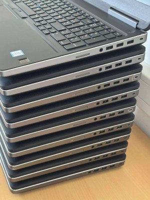 ???? Dell Precision 7520 – Core i7 – 16 Go RAM – SSD 256 Go – 15" FHD