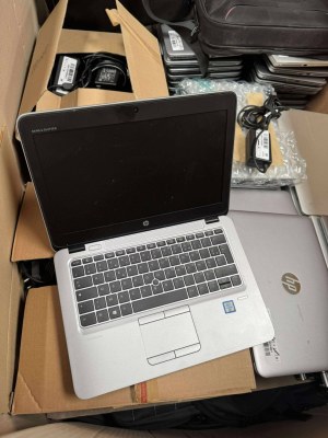 ???? HP EliteBook 820 G3 - 12" - Core i5 - 8 Go RAM - SSD 256 Go - Full HD - AZERTY