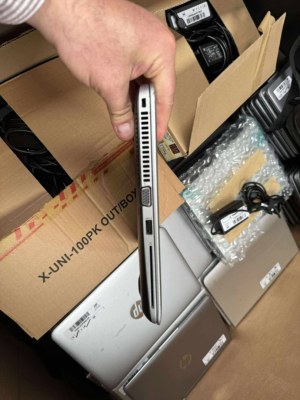 ???? HP EliteBook 820 G3 - 12" - Core i5 - 8 Go RAM - SSD 256 Go - Full HD - AZERTY