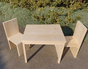 Table et chaises enfant en bois naturel