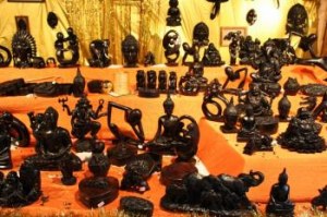 Statuettes sujets en resine ,env 800 pieces