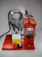 Dénudeur de cables électriques