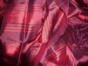 Lot revendeur de 50 sabra ou la soie végétale 3m/2(différentes couleurs)