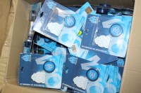 78 Sets de Gommes et Taille crayon « OM »