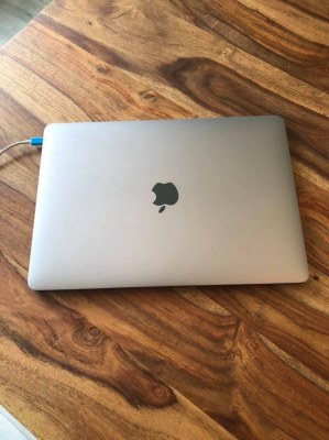 Lot de Mackbook 15 '' Retina -  Core i5 - RAM 16Go - 1To SSD.