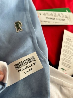 TEE shirts marques lacoste