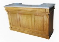 Meubles en pin massif style anglais, Pin massif & Zinc.