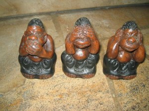 3 SAGES TERRA COTTA