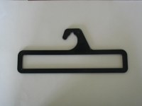 Cintre plastique linge de maison