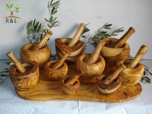 Olive wood kitchen items