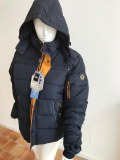 Destockage : Lots de Tres belle doudoune chaude isolante . neuf avec étiquettes.