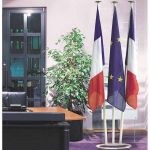 MÃ¢t et support pour pavillons d'intÃ©rieur