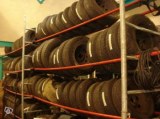Lot de 200 pneus avec jantes alu ou tole