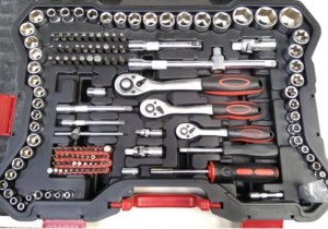 BOÎTE À OUTIL 215 PIÈCES - KRAFT WORLD PRO