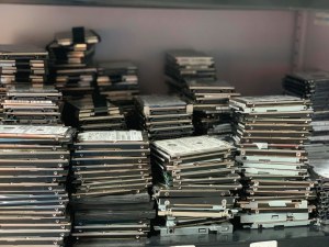 DISQUE DUR PC PORTABLE INTERNE 250 GO 2.5" SATA