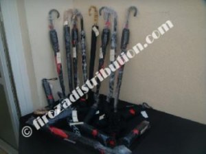 A saisir : très beaux Parapluies Ferre