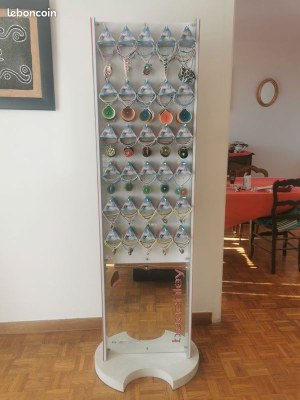 Lot de bijoux australiens pour boutique de plage, surf shop ou marchés saisonniers