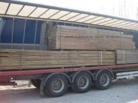 PLANCHER EN MELEZE TRAITE AUTOCLAVE