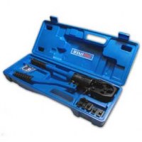 Pince de sertissage des cosses et embouts de cablage par poinçonnage de 10 à 200 mm2