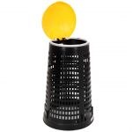 Poubelle plastique perforÃ©e